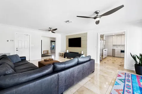 4761 Bayview Drive Fort Lauderdale FL 33308