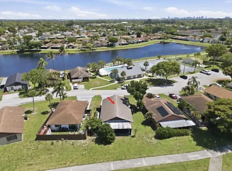 5330 Mendoza West Palm Beach FL 33415