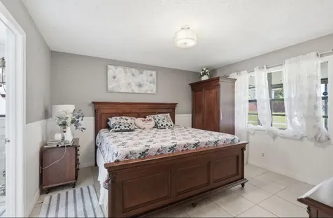 5330 Mendoza West Palm Beach FL 33415