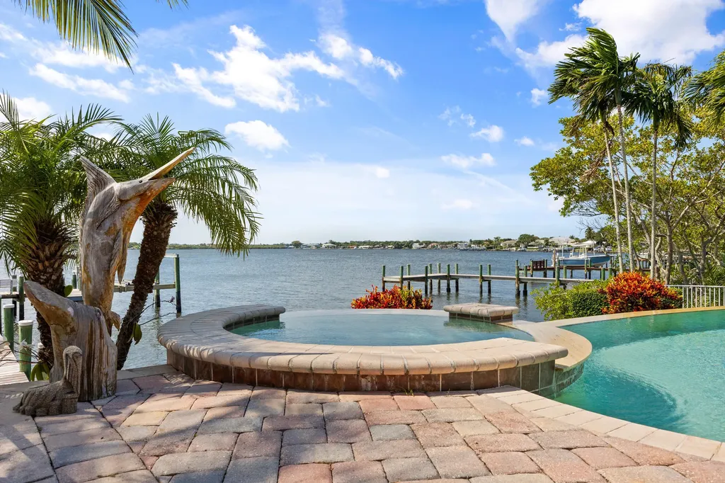 163 River Drive Tequesta FL 33469
