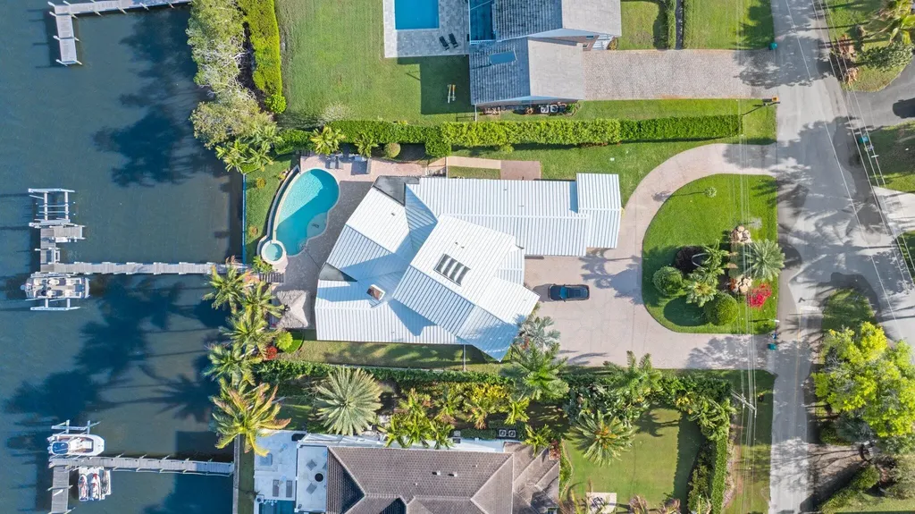 163 River Drive Tequesta FL 33469
