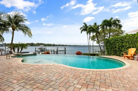 163 River Tequesta FL 33469