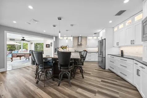163 River Tequesta FL 33469