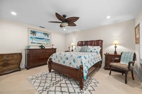 163 River Tequesta FL 33469