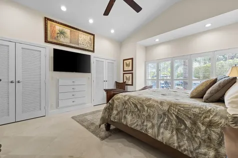163 River Tequesta FL 33469