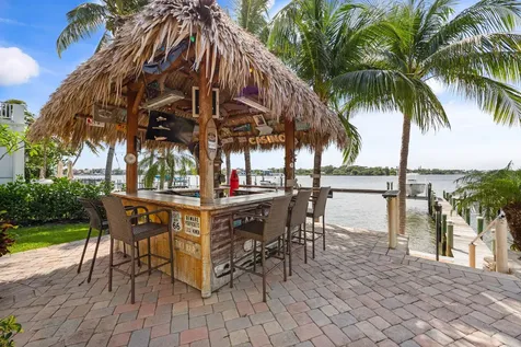 163 River Tequesta FL 33469