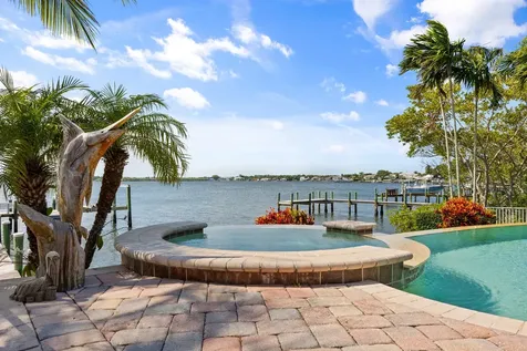 163 River Tequesta FL 33469