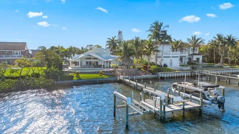 163 River Tequesta FL 33469