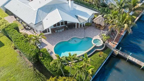 163 River Tequesta FL 33469