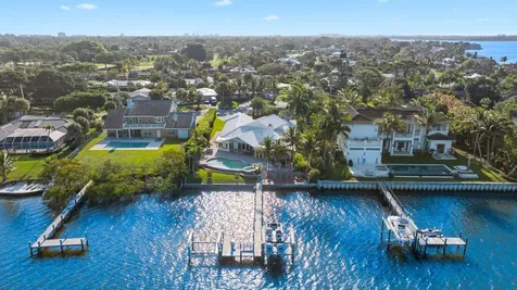163 River Tequesta FL 33469