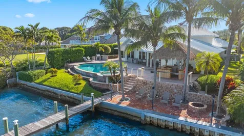 163 River Tequesta FL 33469