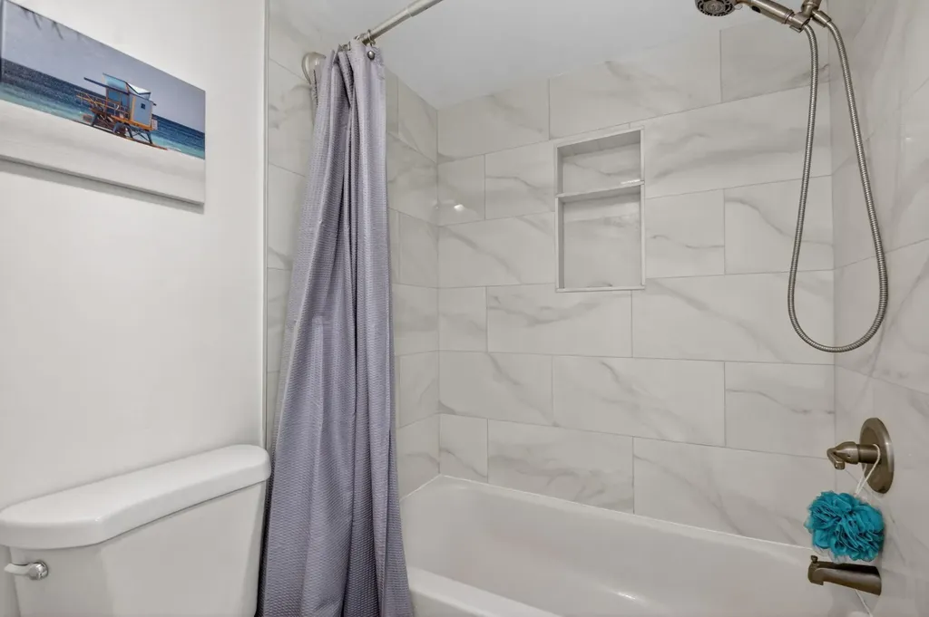 9810 Pineapple Tree, Drive Boynton Beach FL 33436