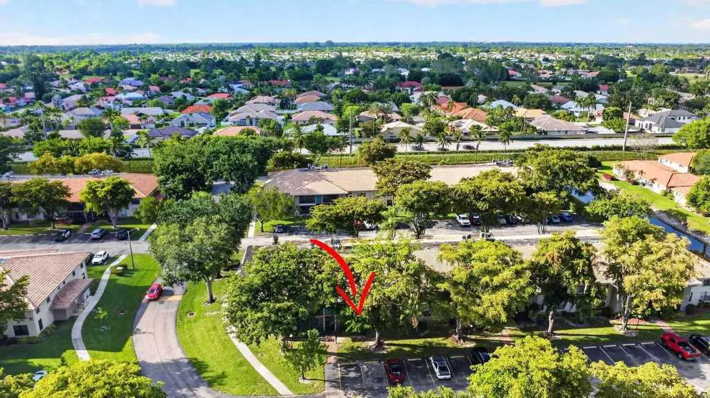 9810 Pineapple Tree, Drive Boynton Beach FL 33436