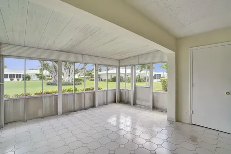 2521 Juniper Delray Beach FL 33445