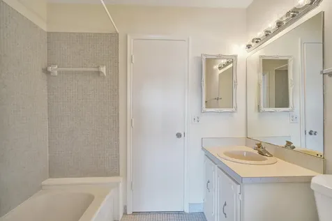 2521 Juniper Delray Beach FL 33445