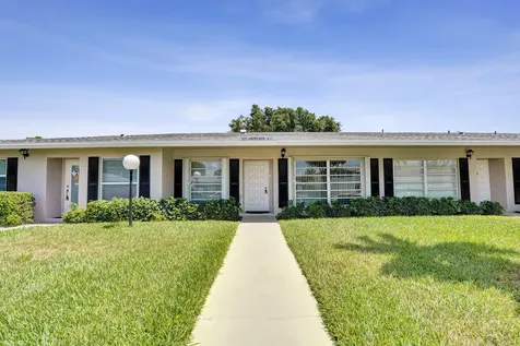 2521 Juniper Delray Beach FL 33445
