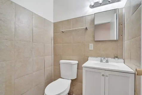 2521 Juniper Delray Beach FL 33445