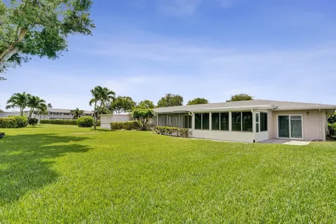 2521 Juniper Delray Beach FL 33445