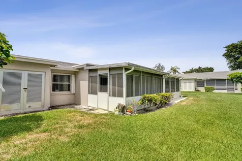 2521 Juniper Delray Beach FL 33445