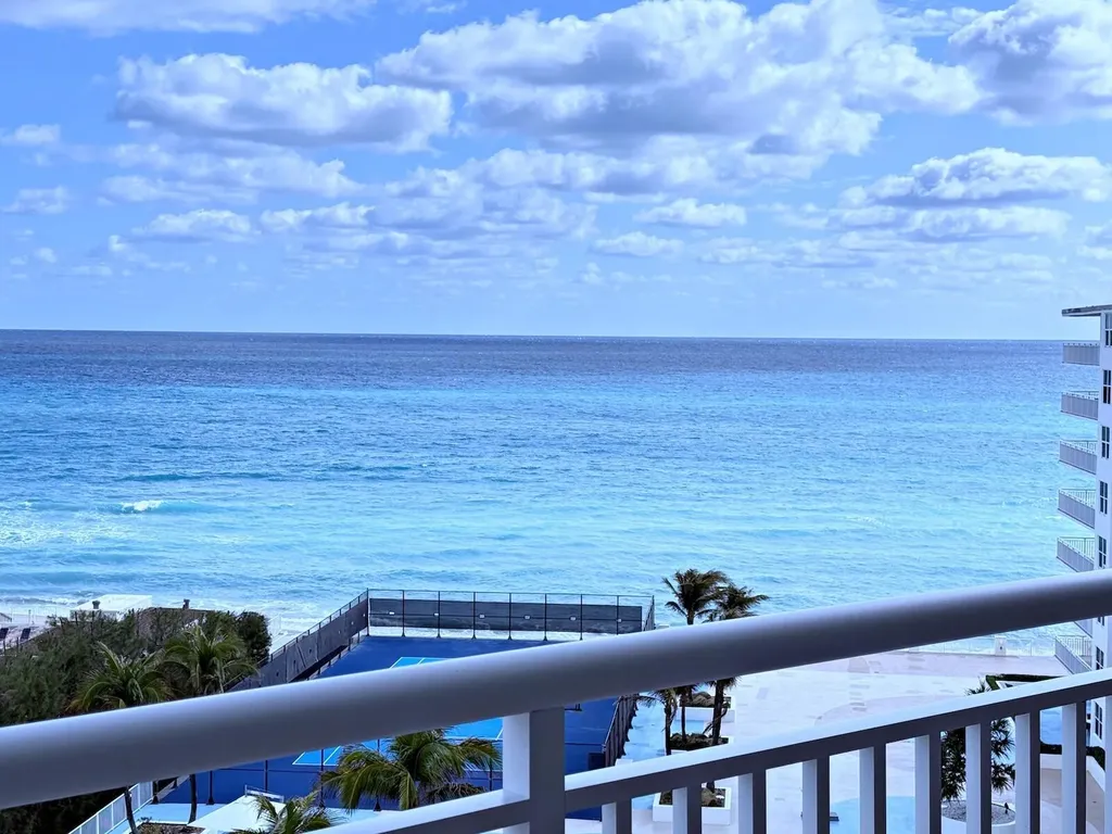 3546 S Ocean Boulevard South Palm Beach FL 33480
