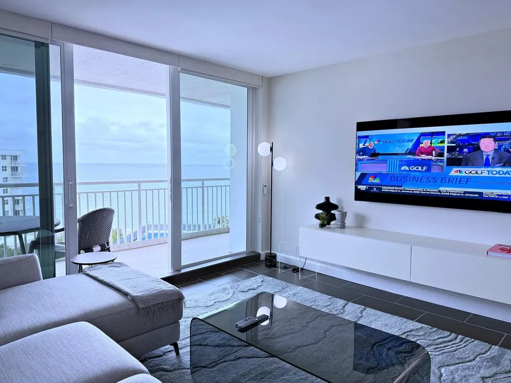 3546 S Ocean Boulevard South Palm Beach FL 33480