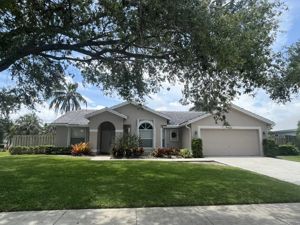 3820 NW 10th Street Delray Beach FL 33445