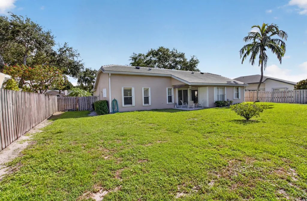 3820 NW 10th Street Delray Beach FL 33445