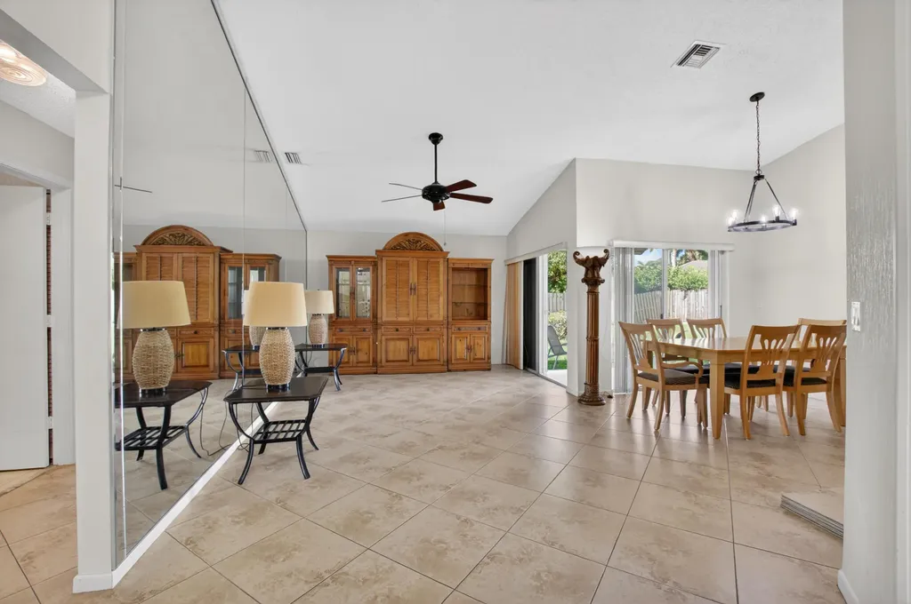 3820 NW 10th Street Delray Beach FL 33445