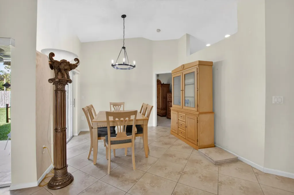 3820 NW 10th Street Delray Beach FL 33445