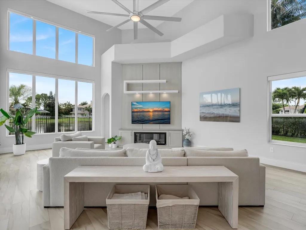 15783 Viana Winds Point Delray Beach FL 33446