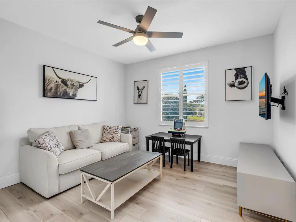 15783 Viana Winds Point Delray Beach FL 33446