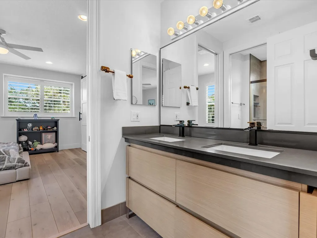 15783 Viana Winds Point Delray Beach FL 33446