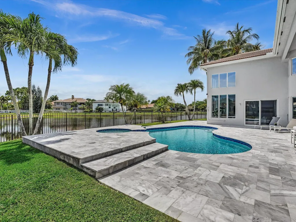15783 Viana Winds Point Delray Beach FL 33446