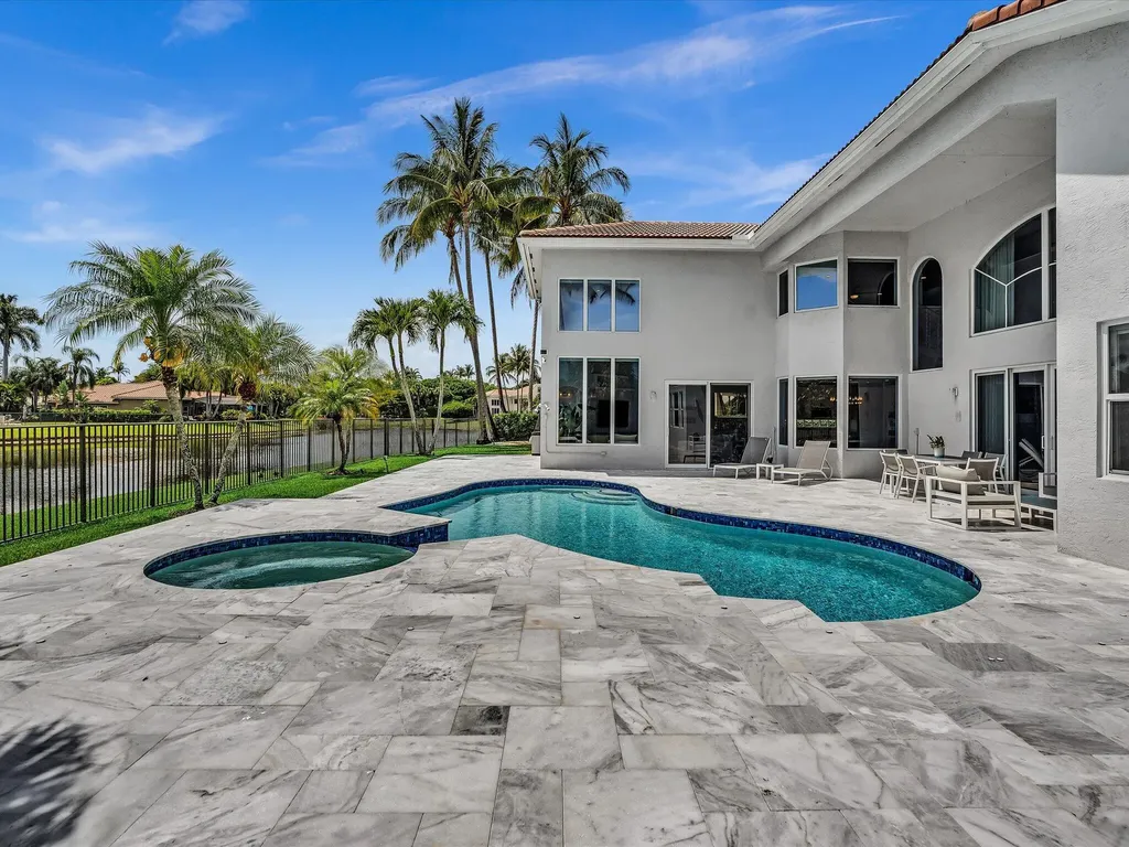 15783 Viana Winds Point Delray Beach FL 33446