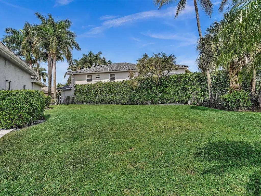 15783 Viana Winds Point Delray Beach FL 33446