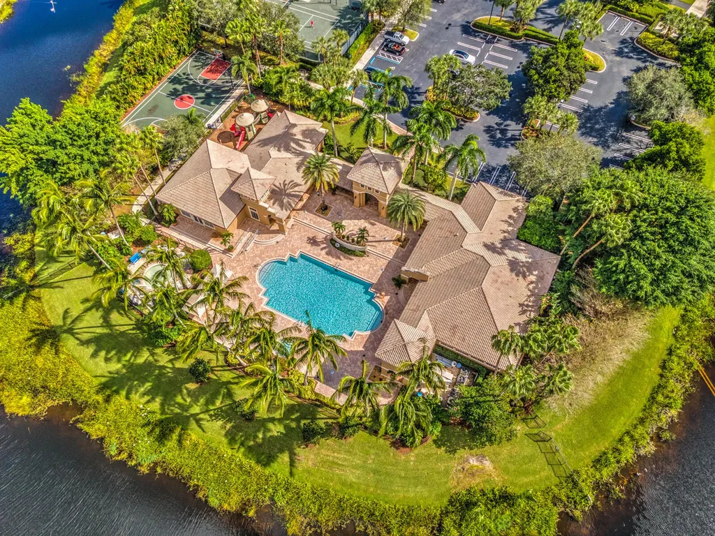 15783 Viana Winds Point Delray Beach FL 33446