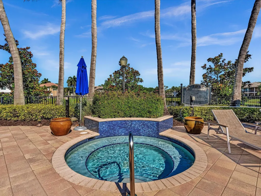 15783 Viana Winds Point Delray Beach FL 33446