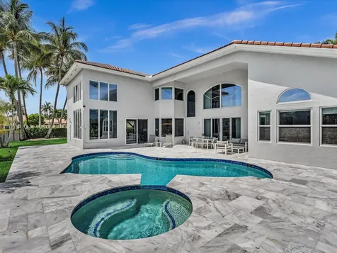 15783 Viana Winds Point Delray Beach FL 33446