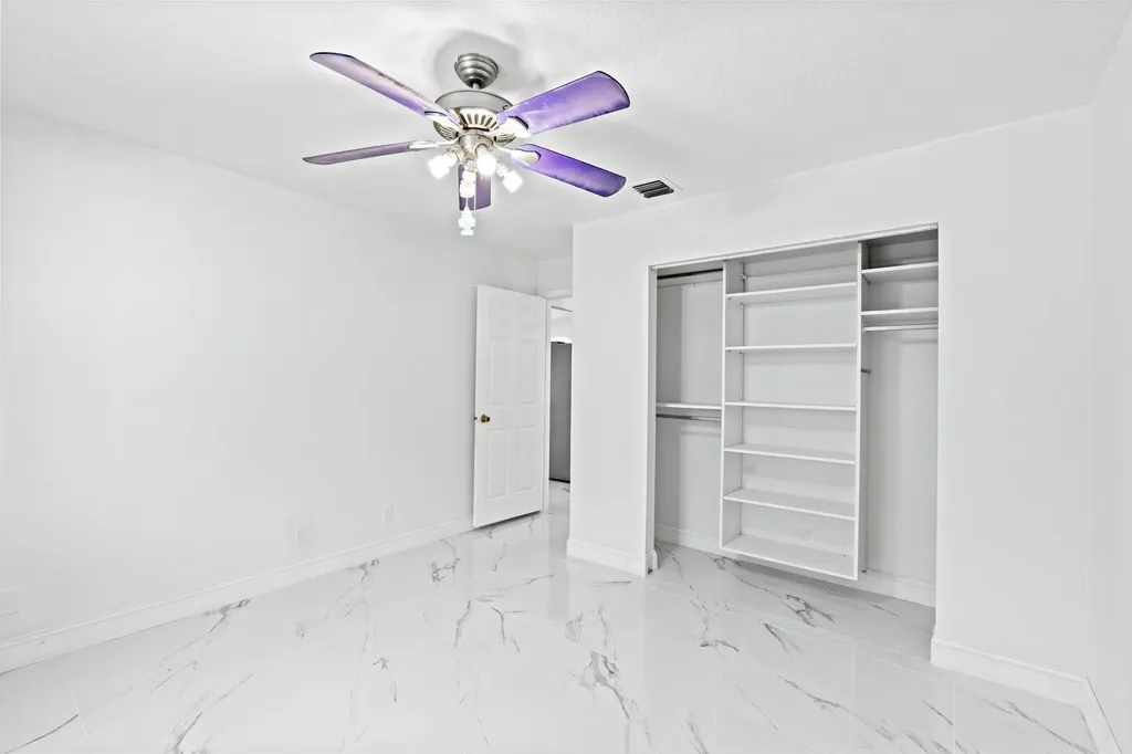 17645 N 77th Lane Lane N The Acreage FL 33470