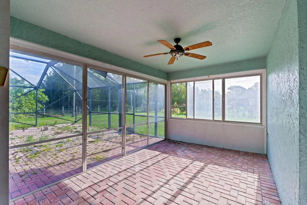17645 N 77th Lane Lane N The Acreage FL 33470