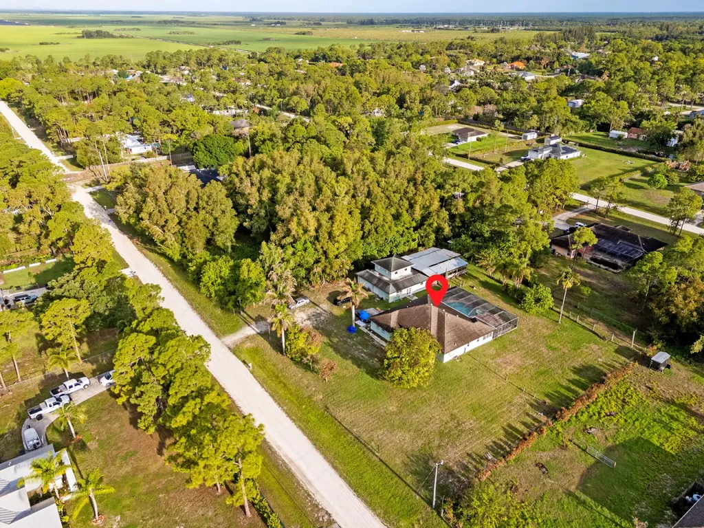 17645 N 77th Lane Lane N The Acreage FL 33470