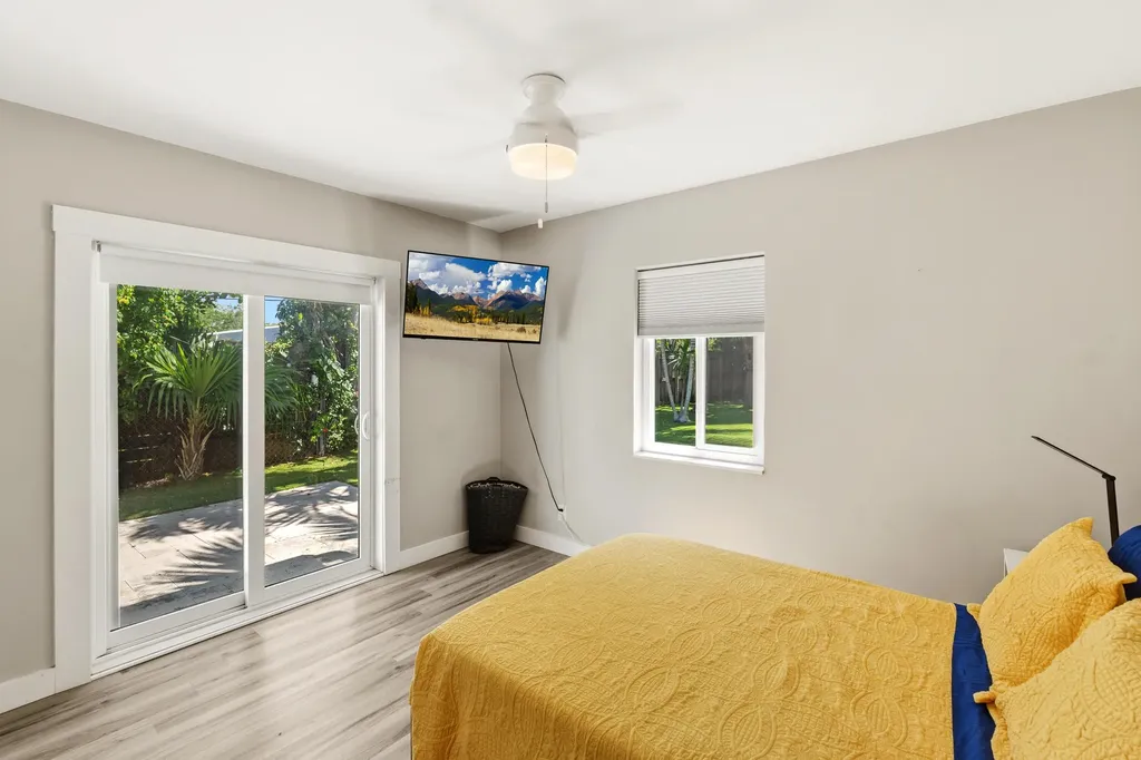 1636 NE 17th Terrace Fort Lauderdale FL 33305