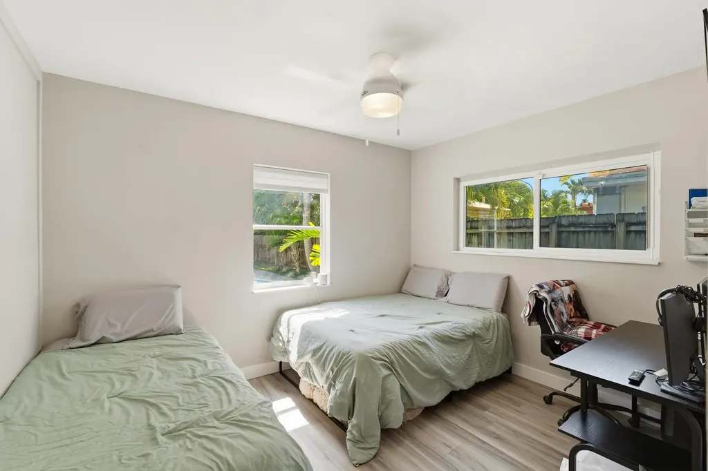 1636 NE 17th Terrace Fort Lauderdale FL 33305
