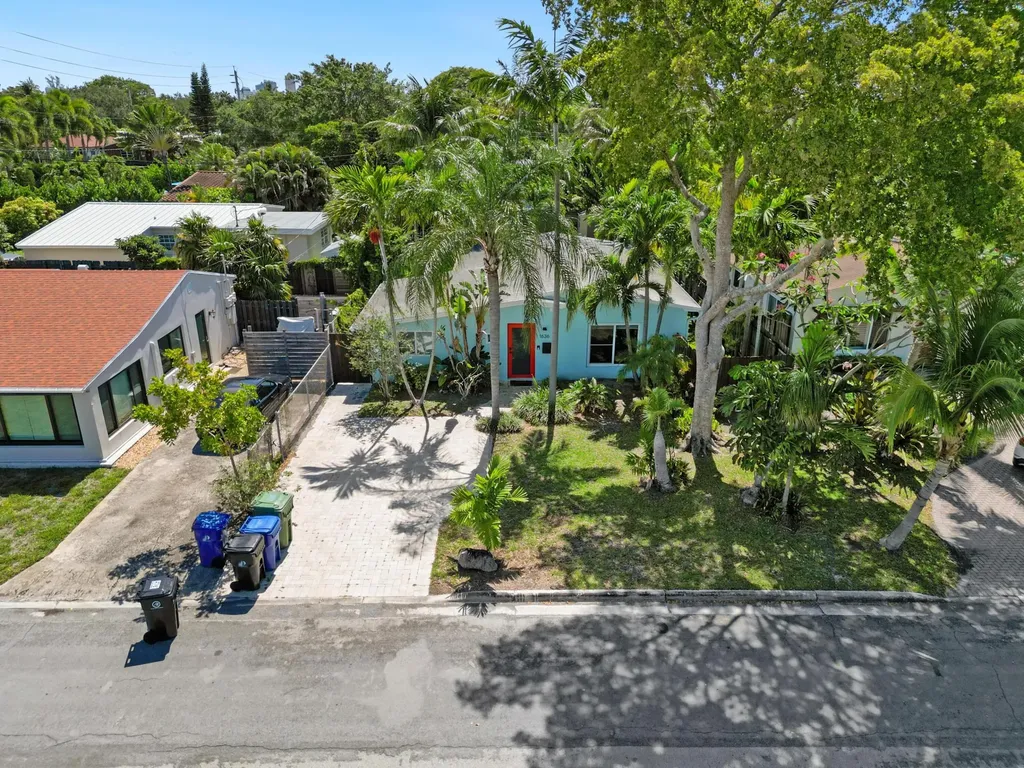 1636 NE 17th Terrace Fort Lauderdale FL 33305