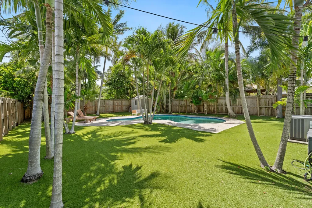 1636 NE 17th Terrace Fort Lauderdale FL 33305
