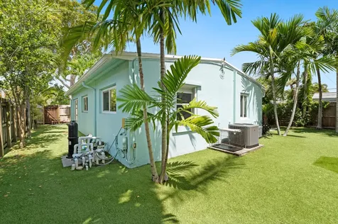1636 NE 17th Terrace Fort Lauderdale FL 33305