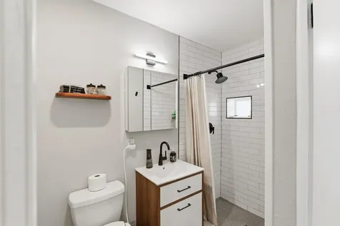 1636 NE 17th Terrace Fort Lauderdale FL 33305