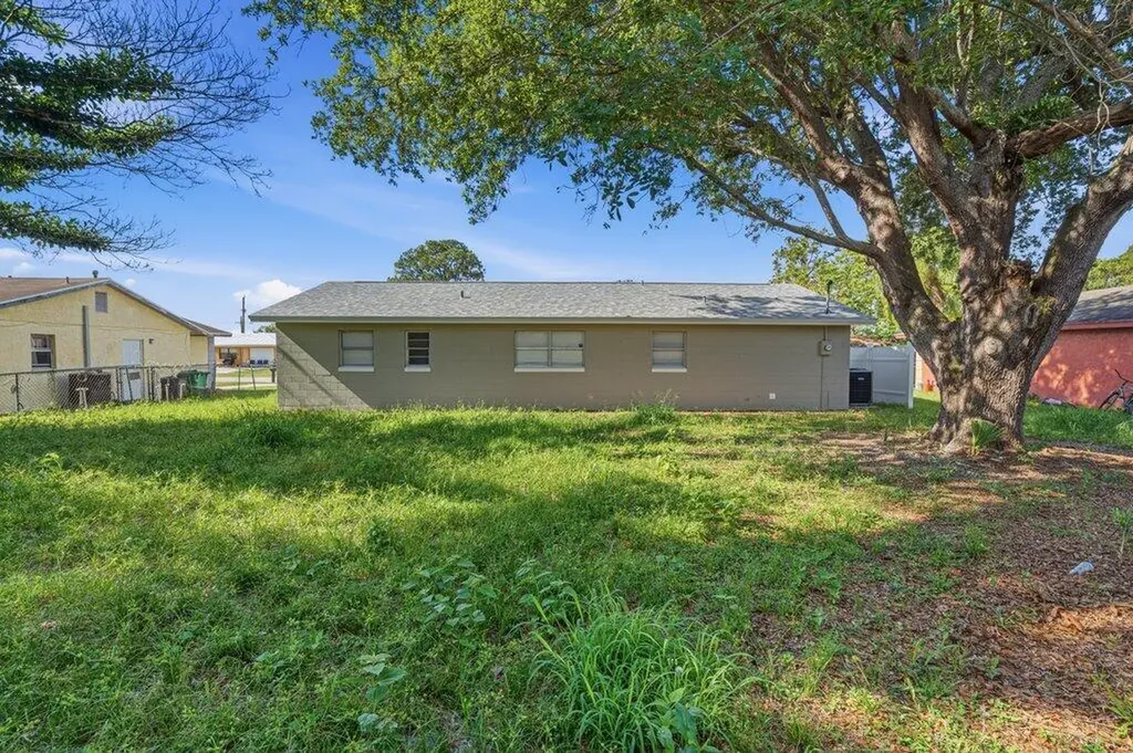 311 Essex Drive Fort Pierce FL 34946