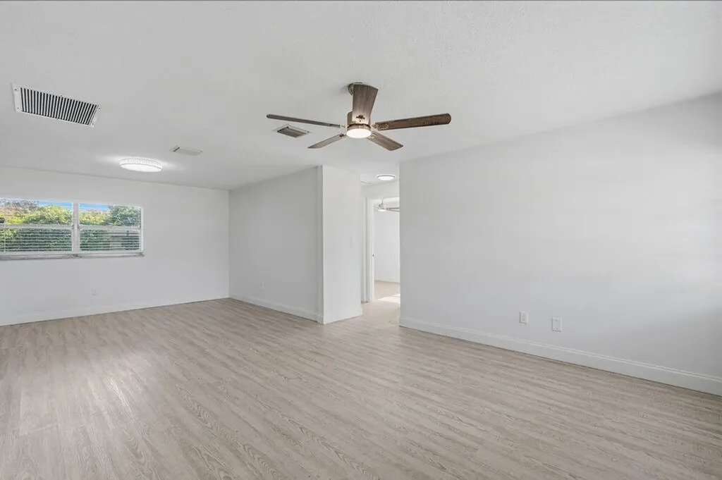 311 Essex Drive Fort Pierce FL 34946