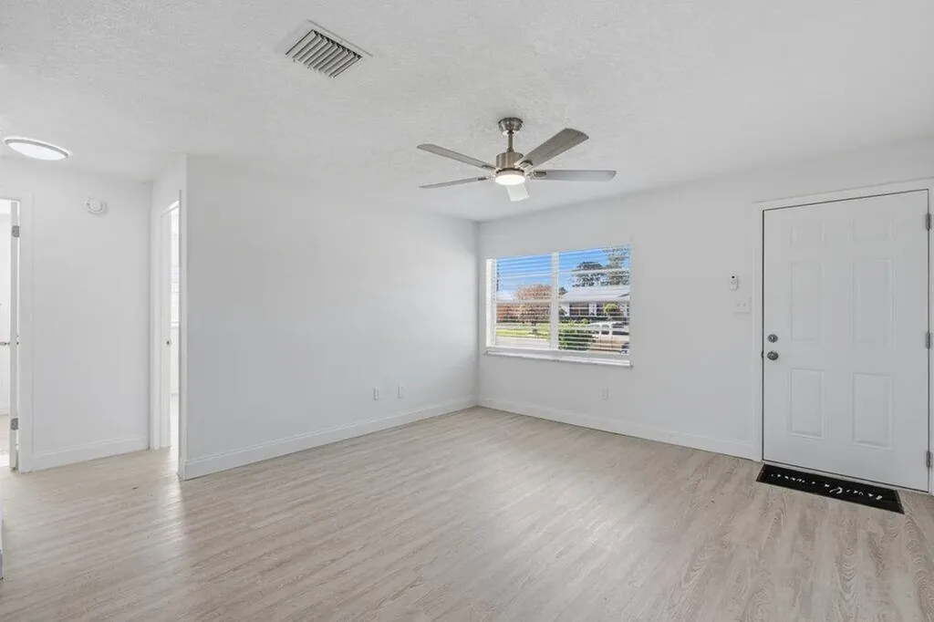 311 Essex Drive Fort Pierce FL 34946